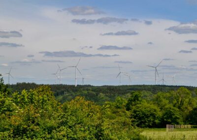Kalte Feld Schwäbisch Gmünd-Blick auf den Windpark Lauterstein