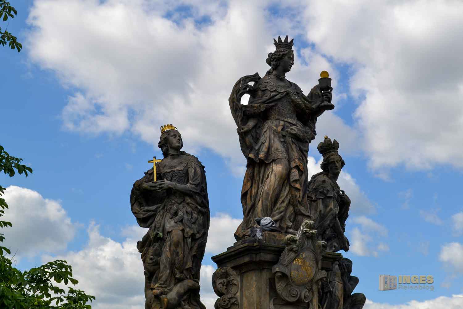Statuen auf der Karlsbrücke in Prag