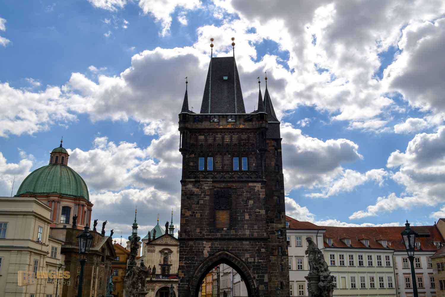 Altstädter Brückenturm an der Karlsbrücke in Prag
