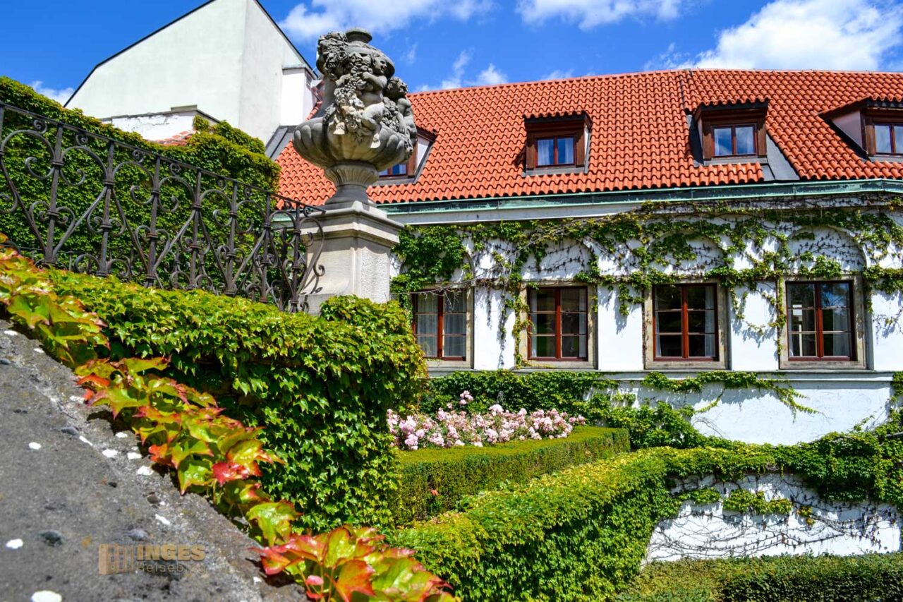 Der Vrtba Garten (Vrtbovská zahrada) auf der Prager Kleinseite