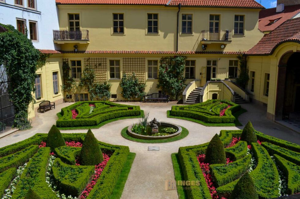 Der Vrtba Garten (Vrtbovská zahrada) auf der Prager Kleinseite