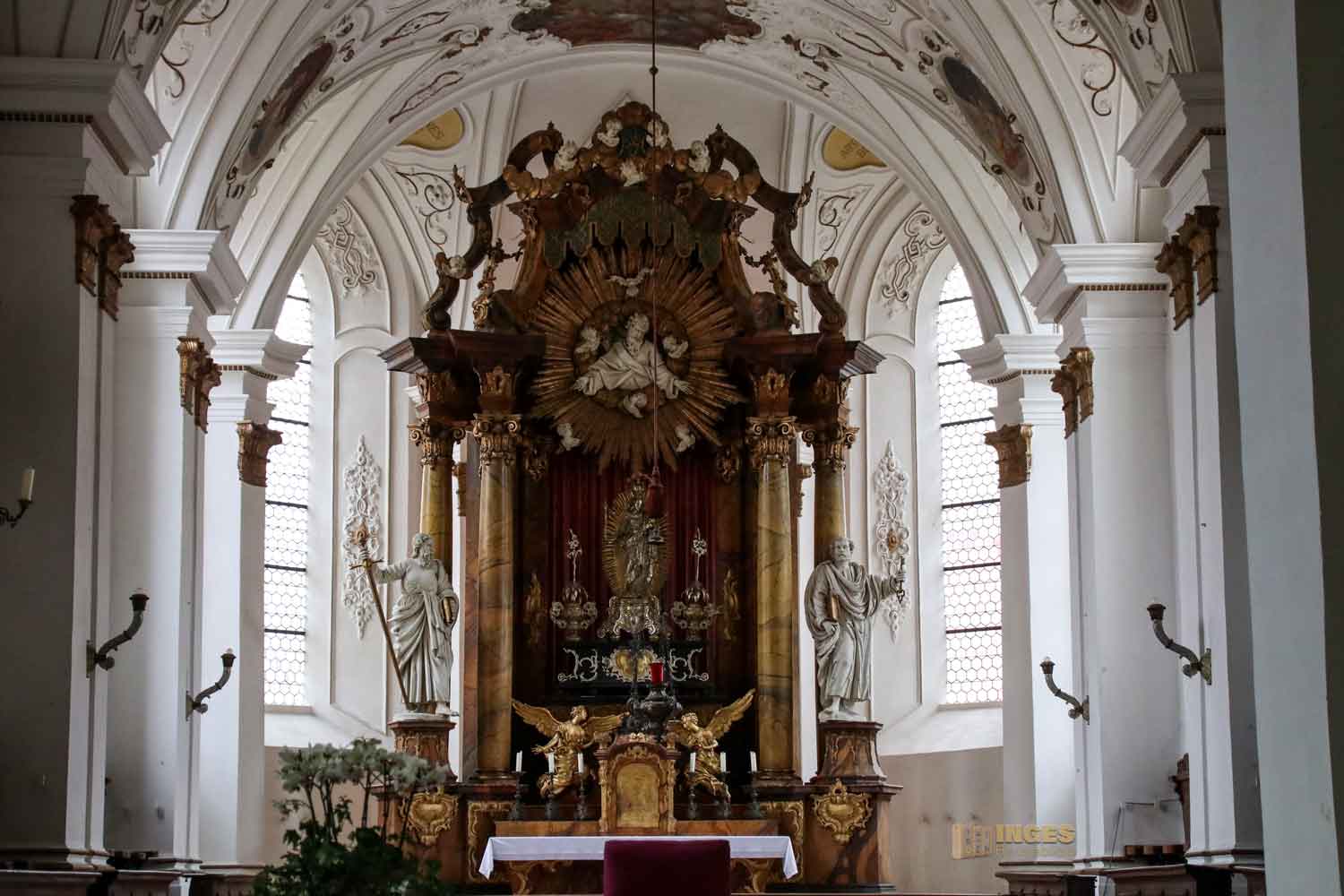 Silberaltar mit Madonna Marienkirche in Ellwangen