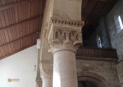 Säulen in der Stiftskirche Faurndau 0628