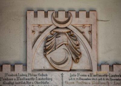 Familiengruft Freiherren v. Woellwarth Friedhof Essingen 0311