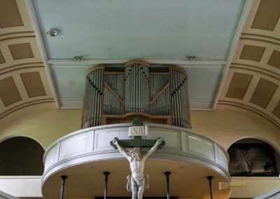 Kruzifix und Orgel St.Pauli Kirche Hamburg 5816
