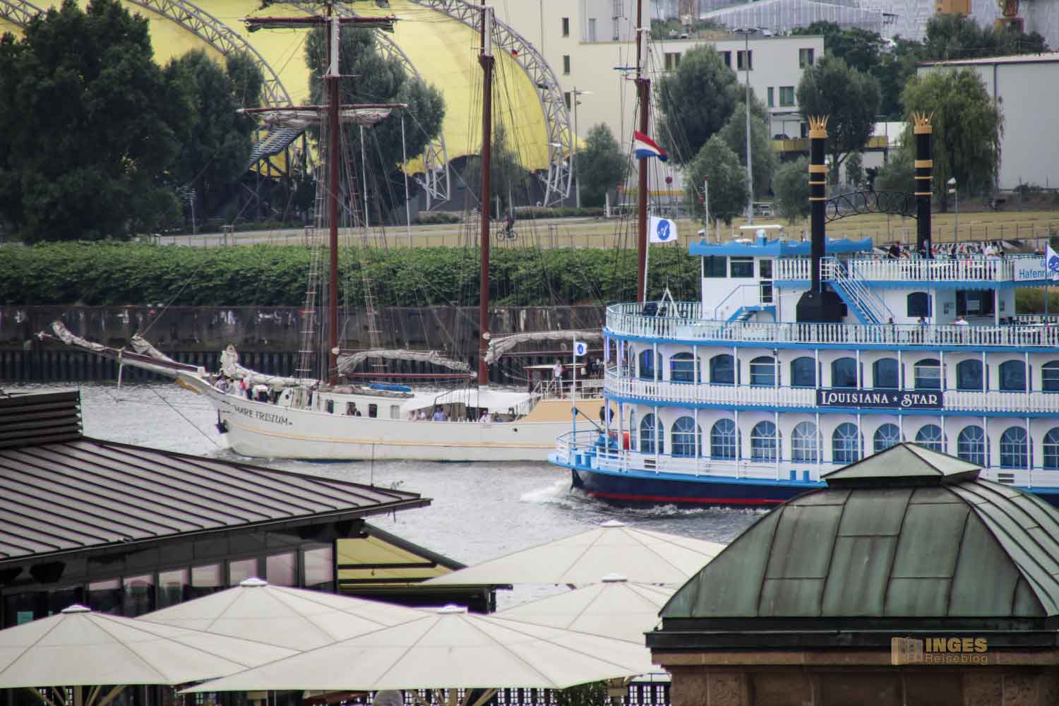Blick vom Aussichtspunkt Bei der Erholung auf die Landungsbrücken Hamburg 6088
