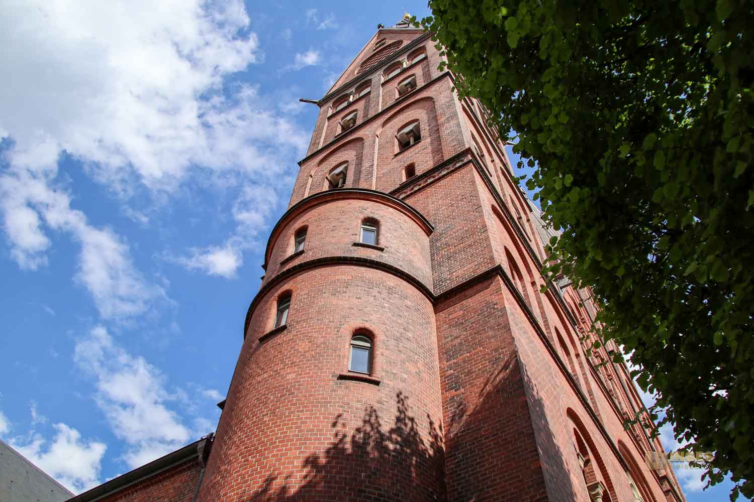 Außenansicht St. Marien-Dom Hamburg 0299