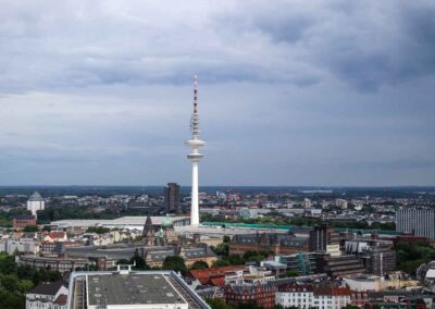 Blick vom Michel auf den Fernsehturm in Hamburg 8684