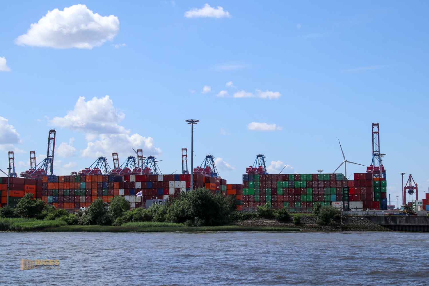 Containerhafen Hamburg 9733