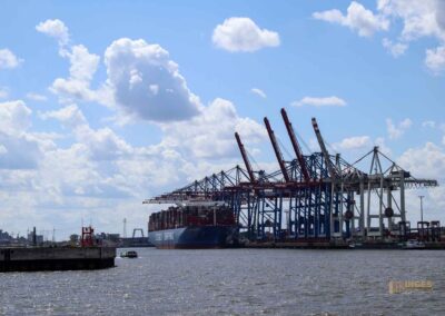 Containerhafen Hamburg 9796