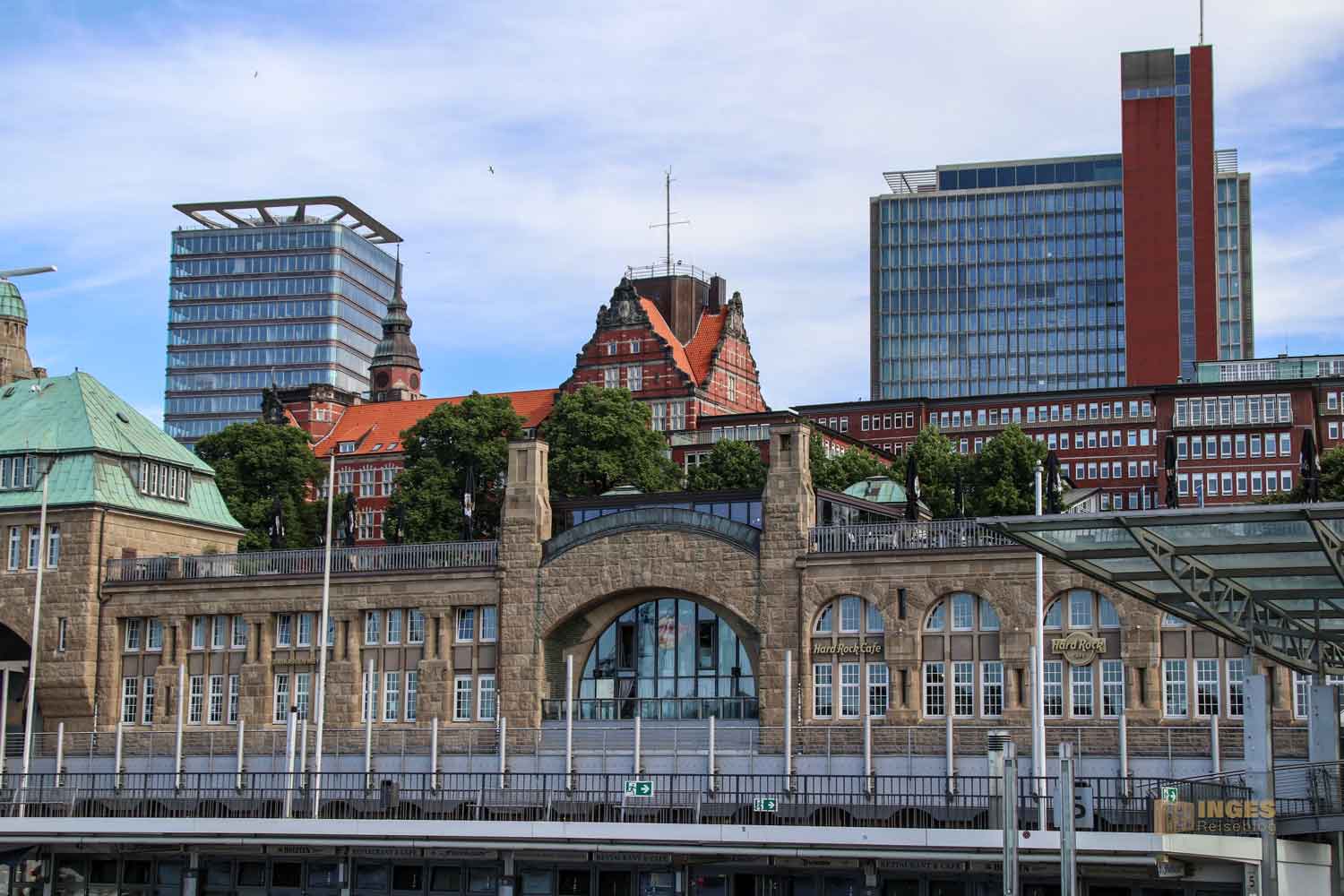 St. Pauli Landungsbrücken Hamburg 8902