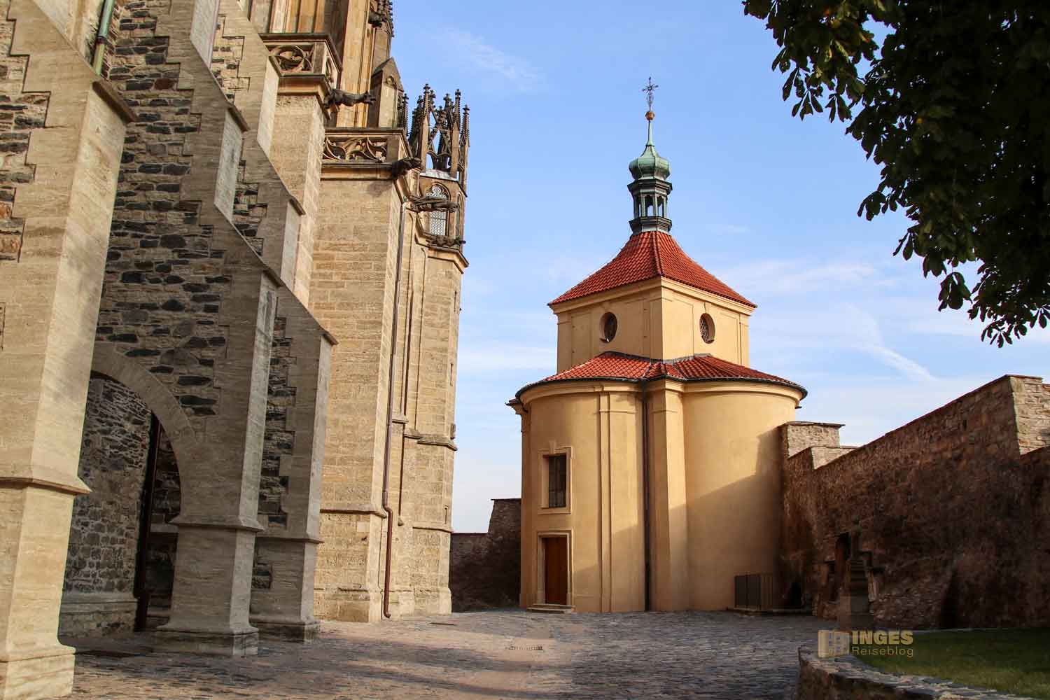 beinhaus bei der st. bartholomaeuskirche in kolin 7744
