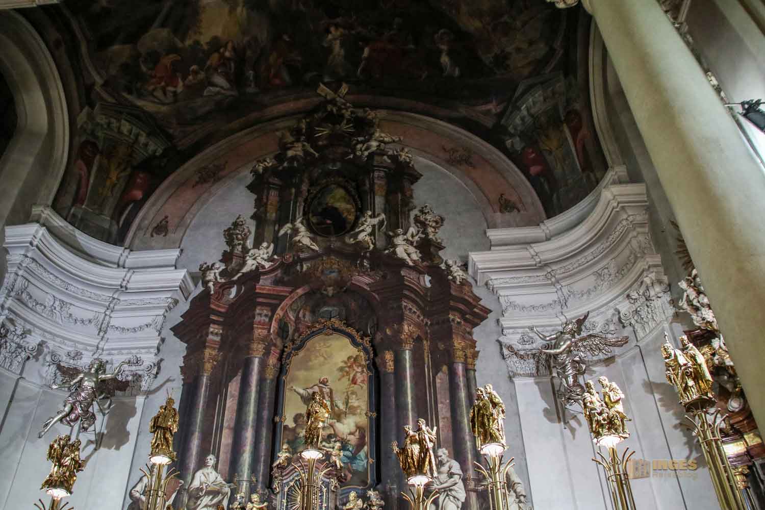 deckenmalerei altar kathedrale st.clemens altstadt prag 0414
