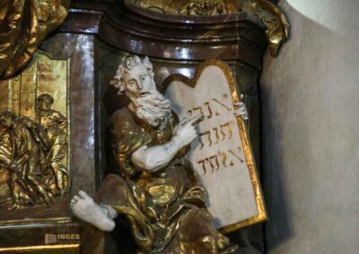 kanzel in der st.clemens kathedrale Prag 0417