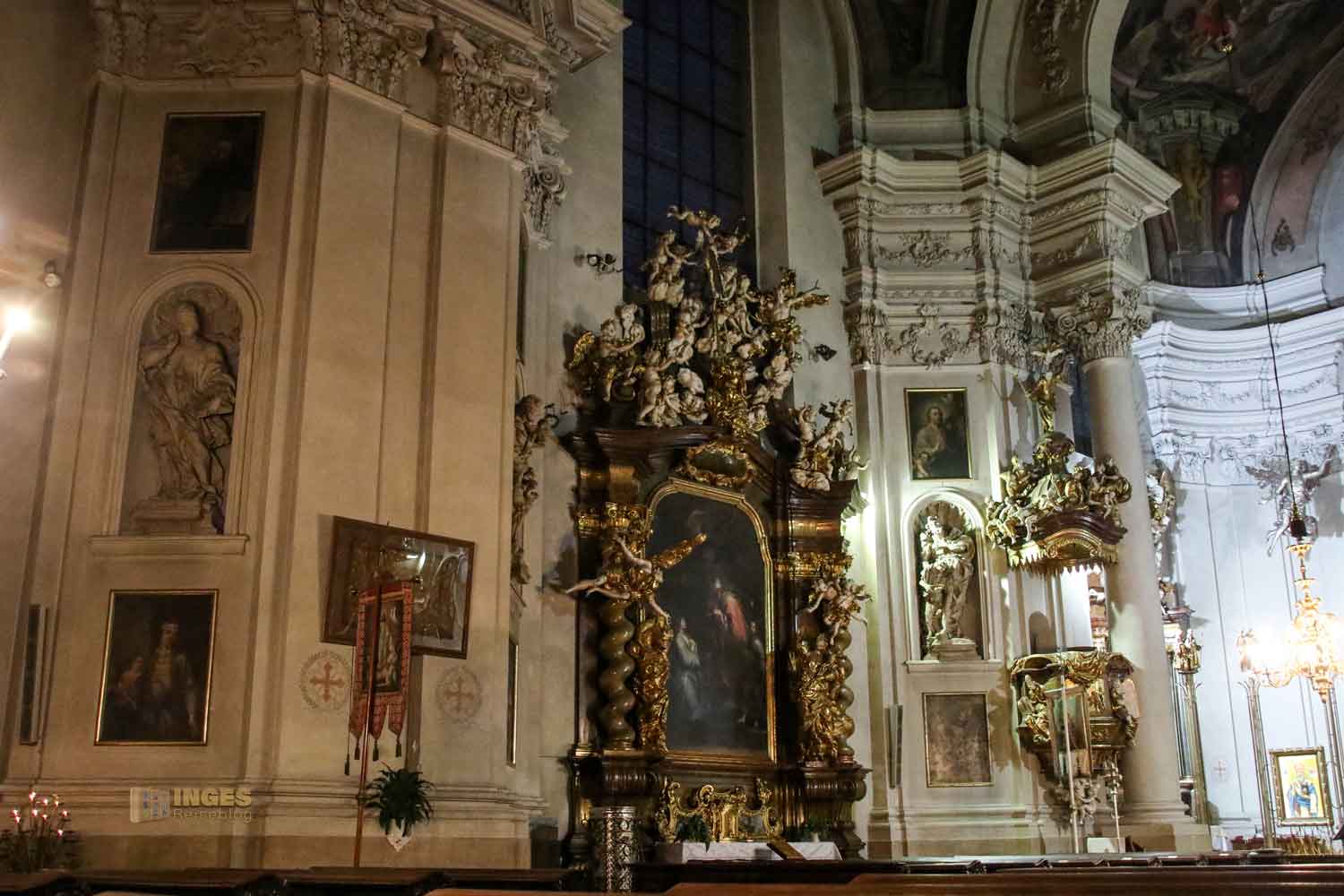 seitenaltäre kathedrale st.clemens Prager Altstadt 0339