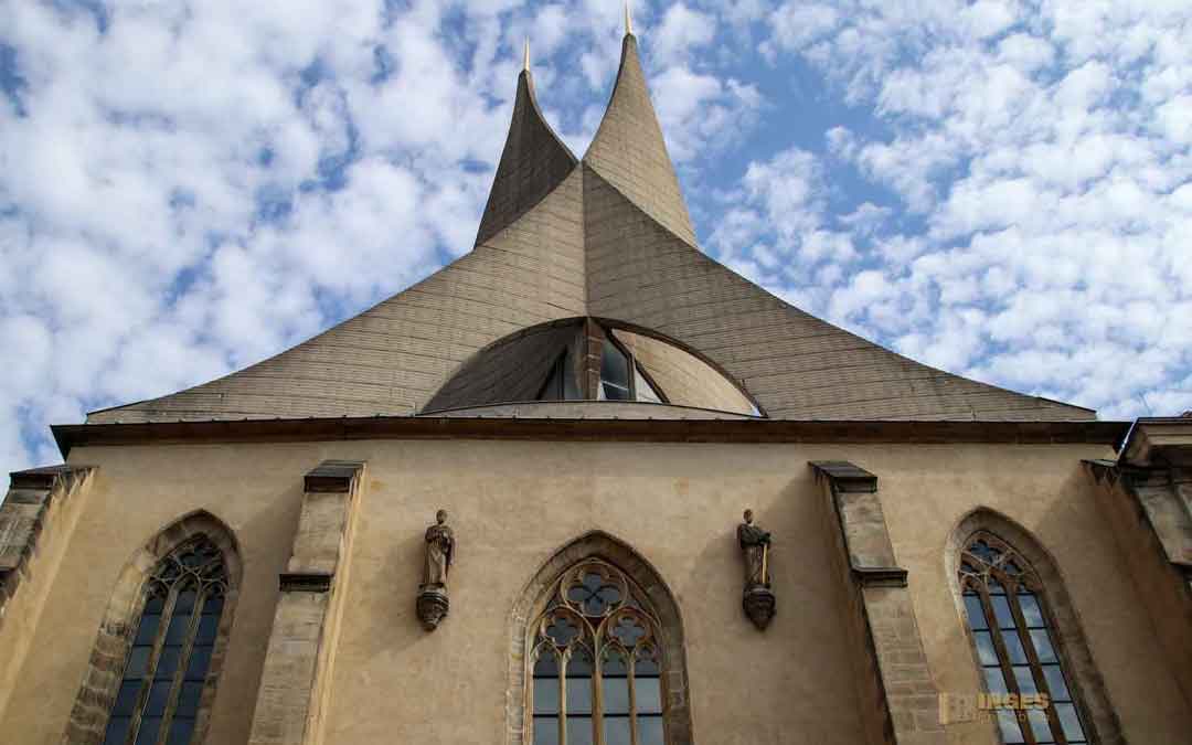 Das Emmauskloster (Emauzský klášter) in der Prager Neustadt