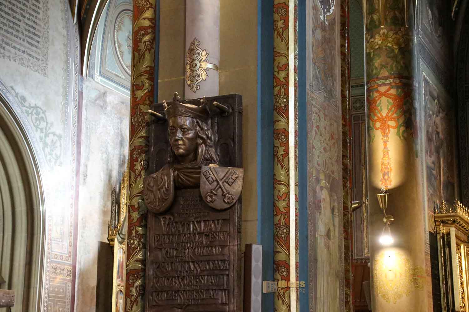 denkmal fuer koenig vratislav II. basilika st. peter und paul prag 7533