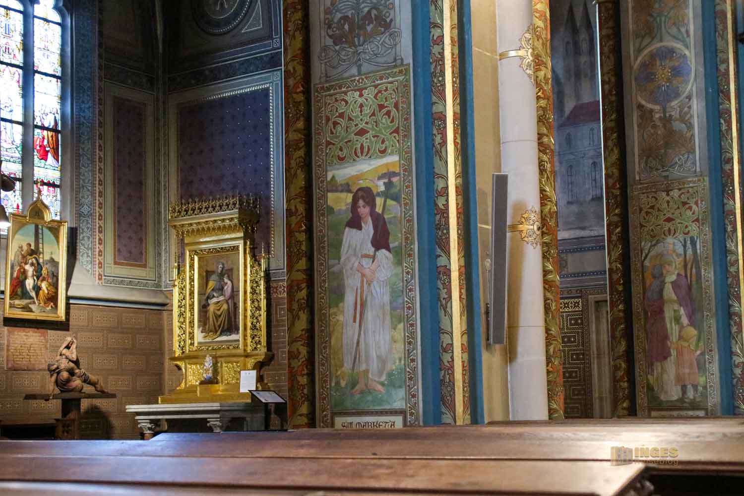 seitenkapellen basilika st. peter und paul prag vysehrad 7472