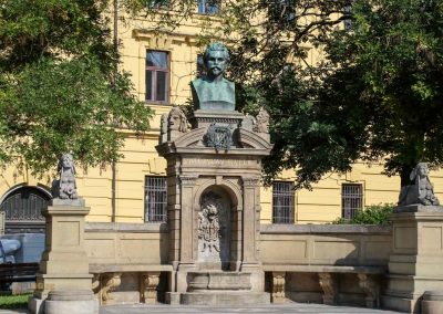 vítězslav hálek-denkmal neustaedter rathaus Prag 4099