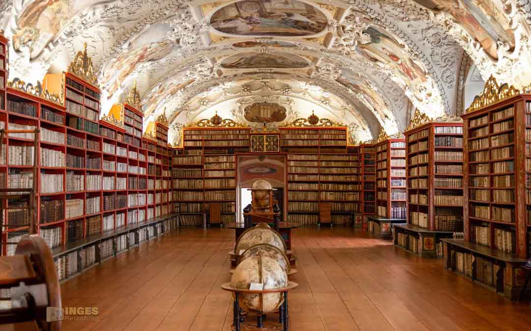 Die Bibliothek im Kloster Strahov (Strahovská knihovna) in Prag