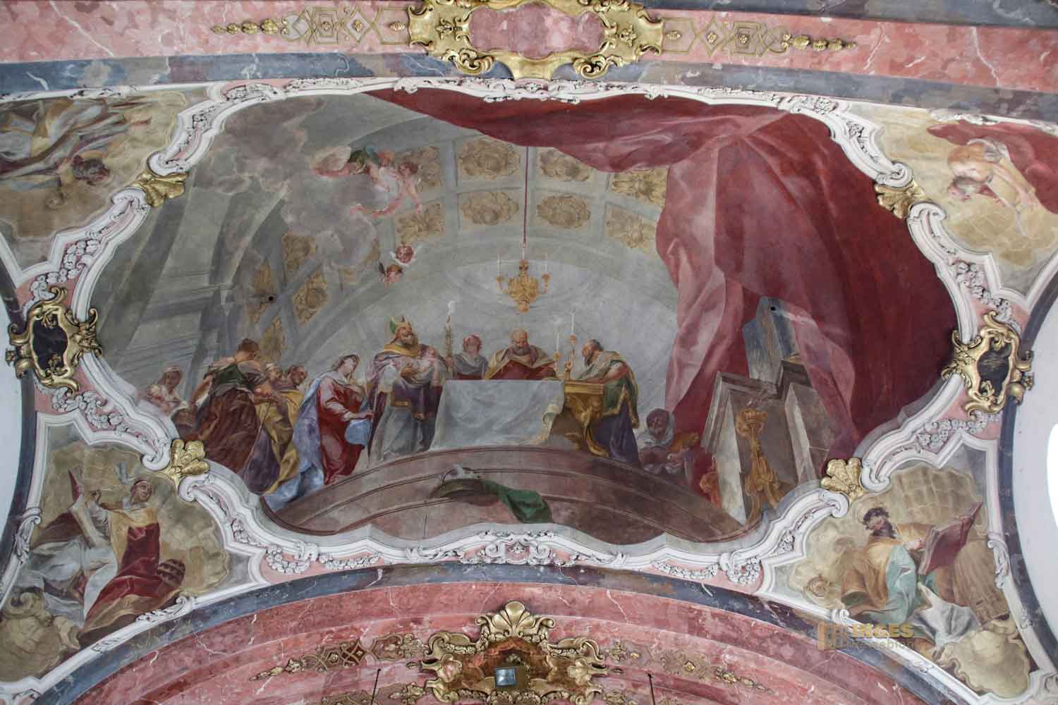 deckenfresko ueber altar christ-geburt-kirche prager loreto 0865