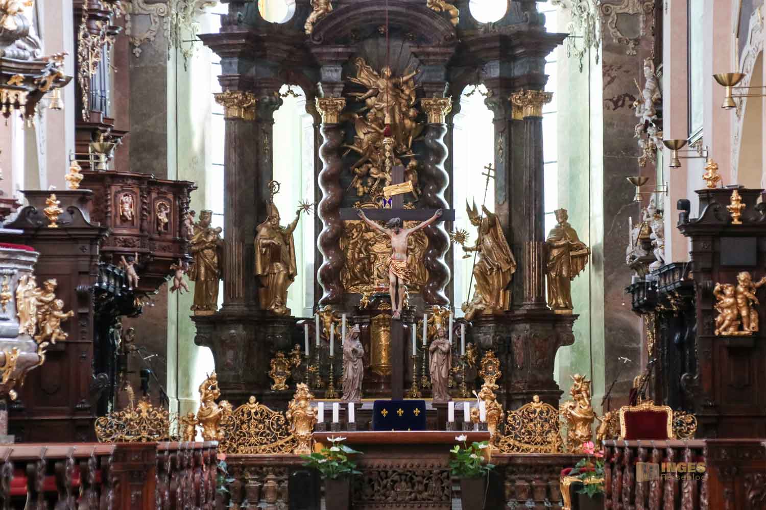 hauptaltar basilika mariae himmelfahrt kloster strahov prag 0027