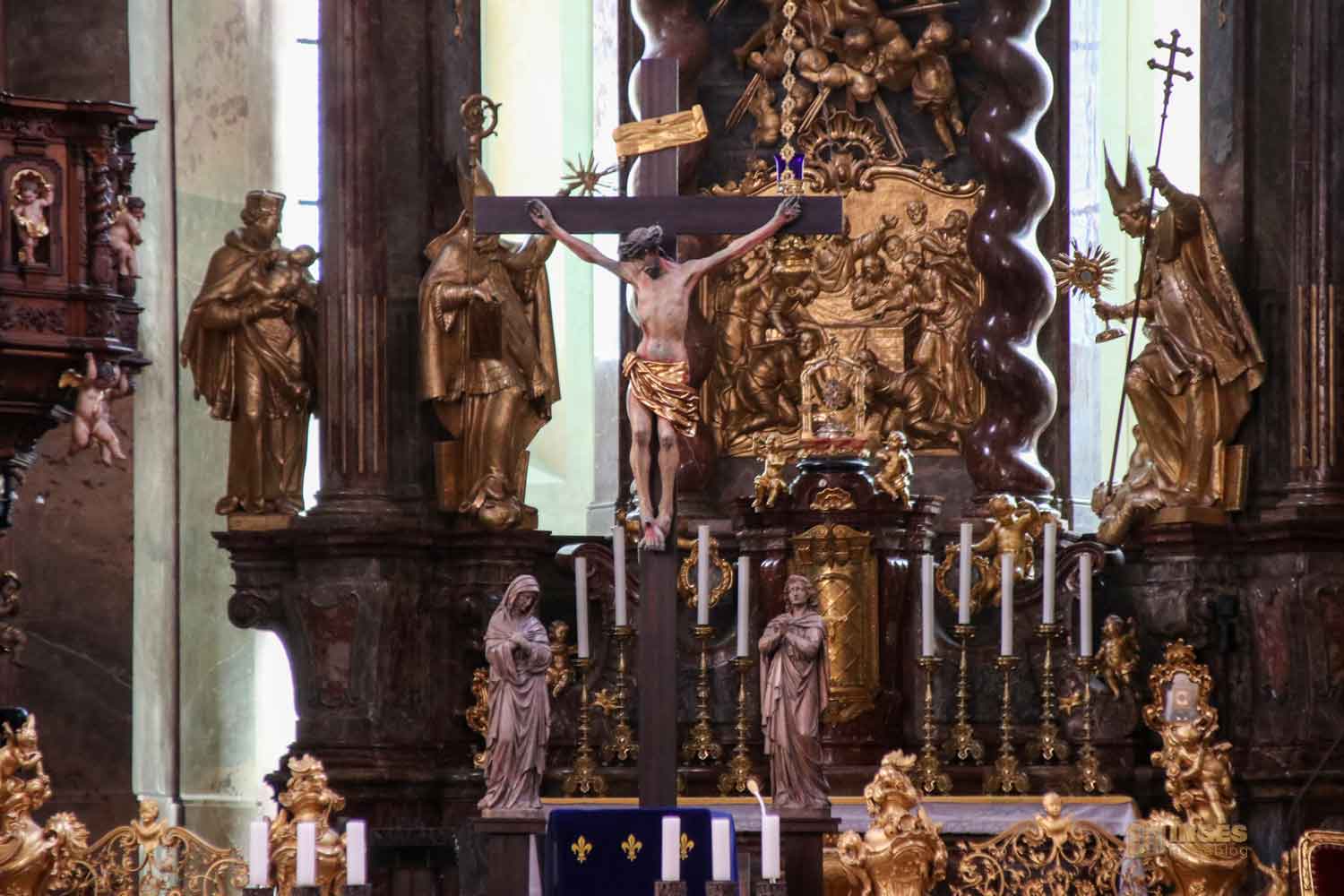 hauptaltar basilika mariae himmelfahrt kloster strahov prag 0106
