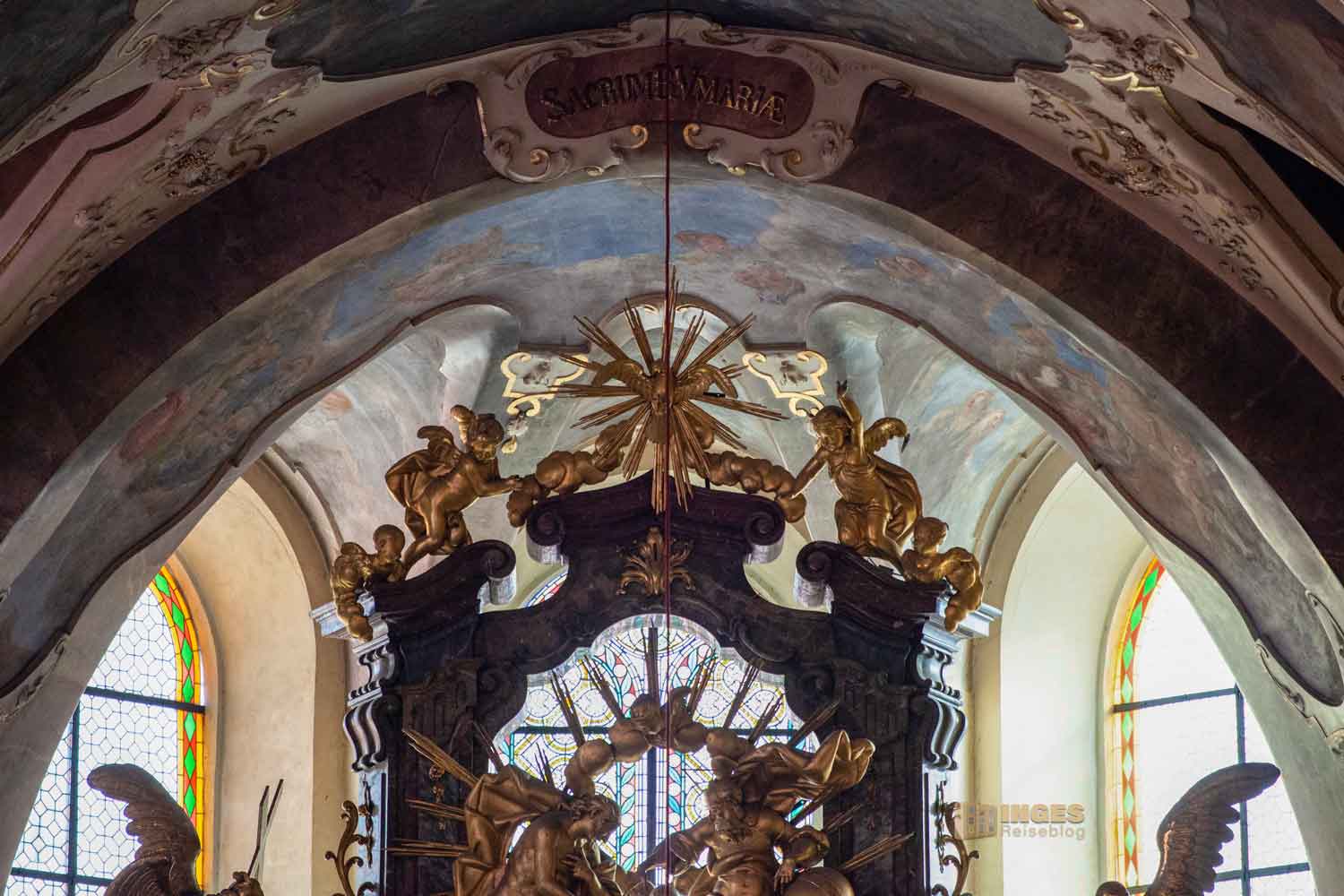 hauptaltar basilika mariae himmelfahrt kloster strahov prag 0471