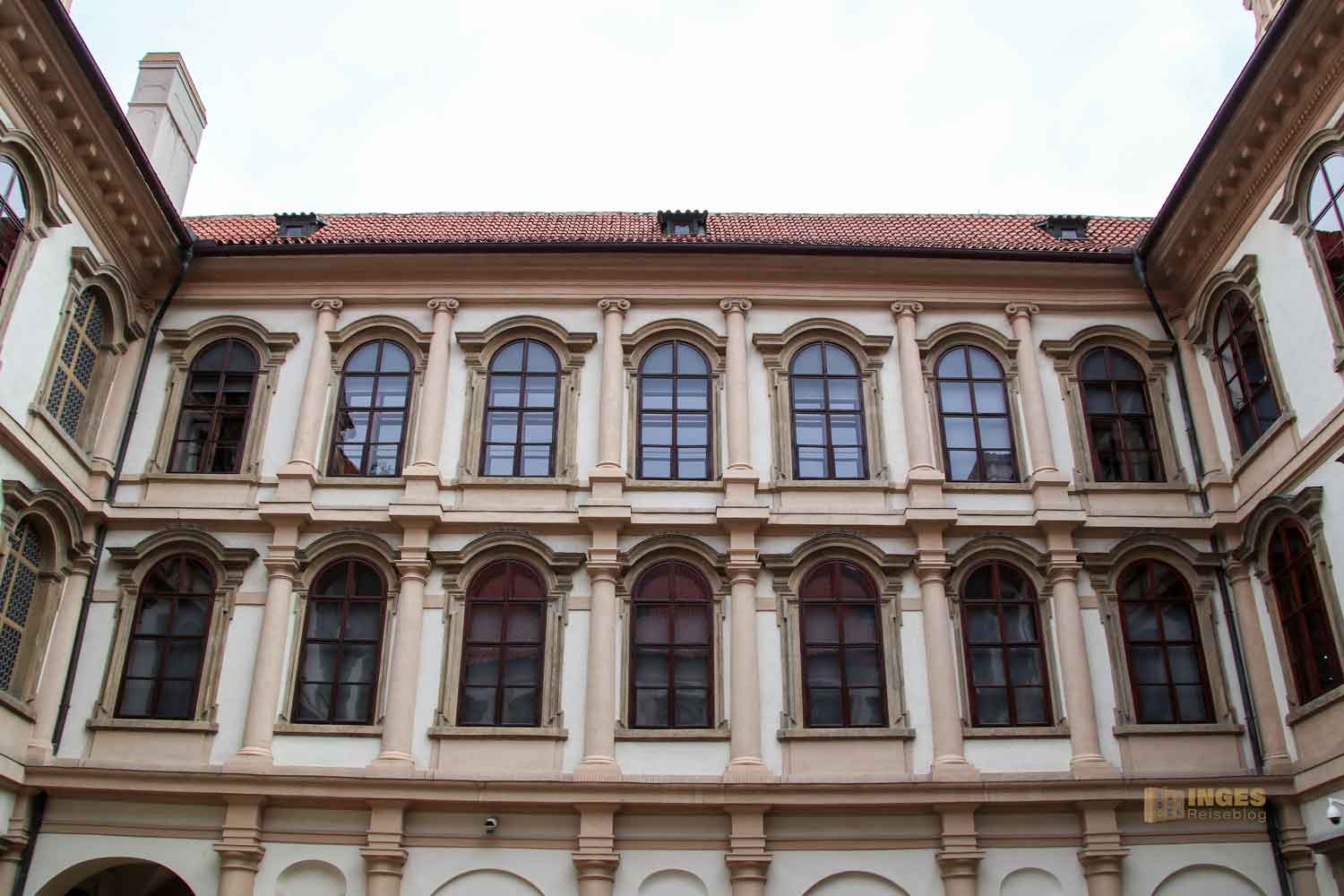 innenhof waldstein-palais prag 1761