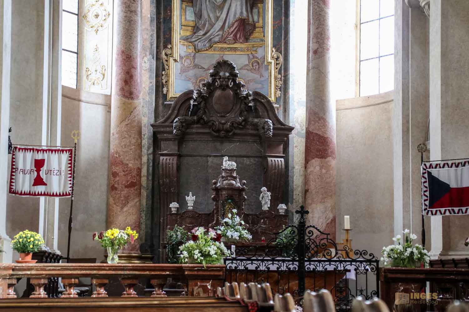 altar st nikolaus kirche altstadt prag 8594