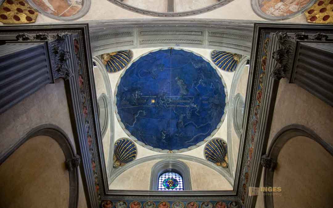 Florenz-Basilika-di-San-Lorenzo-Florenz-Alte-Sakristei