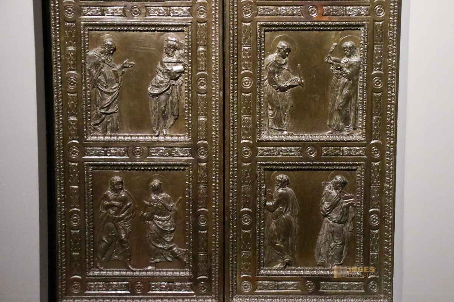 bronzetueren von donatello alte sakristei san lorenzo florenz 8317