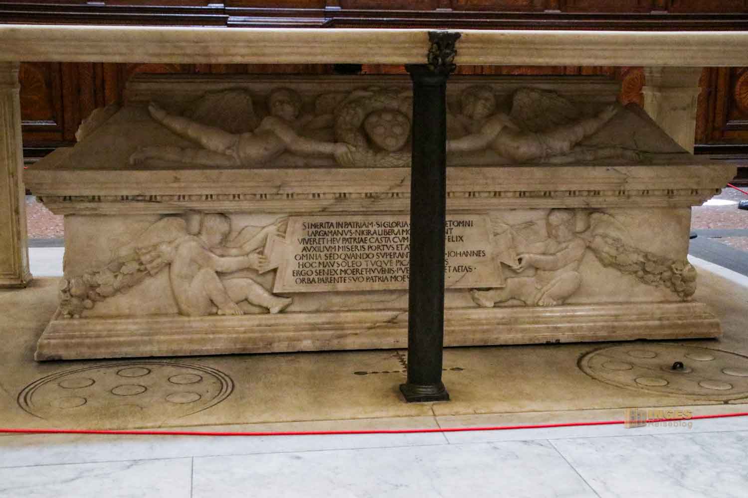 sarkophag medici alte sakristei san lorenzo florenz 3937