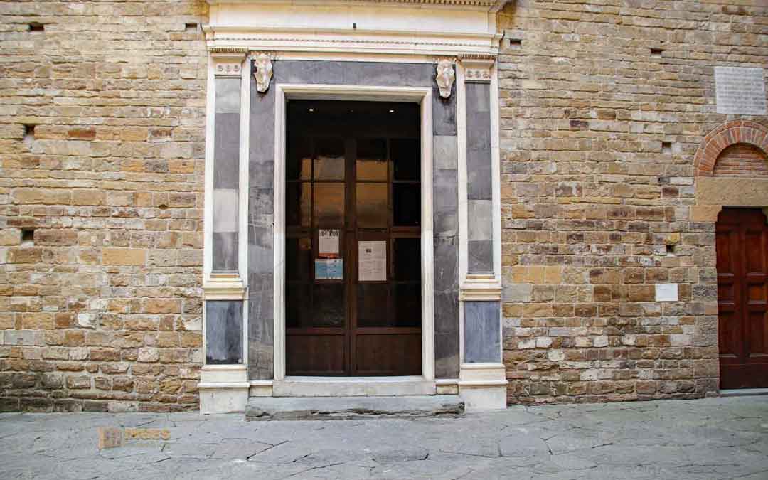 Florenz-Kirche-dei-Santi-Apostoli