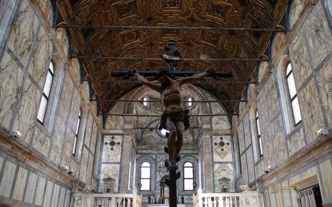 In der Kirche Santa Maria dei Miracoli in Venedig