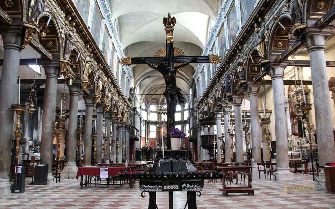 Venedig-Kirche-Santa-Maria-del-Carmini