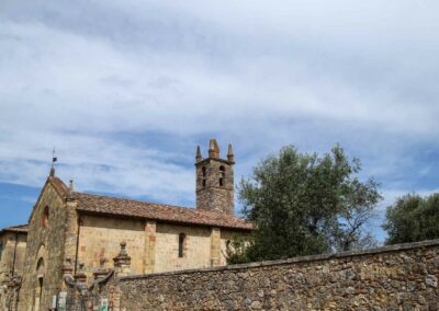 kirche santa maria assunta monteriggioni_6747