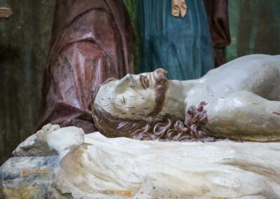 skulpturengruppe die beweinung des toten christus im oratorium der compagnia della croce in colle val d'elsa_A0604