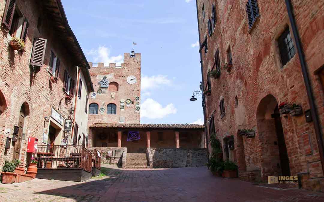 Im Palazzo Pretorio in Certaldo Alto in der Toskana