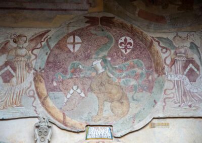 wappen innenhof palazzo pretorio certaldo_A0690