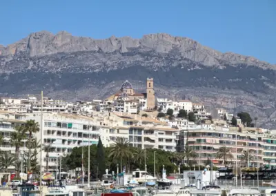 blick auf die altstadt von altea_6541