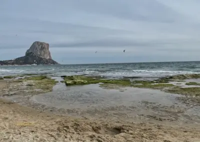 kitesurfer am playa de cantal roig in calpe_0930
