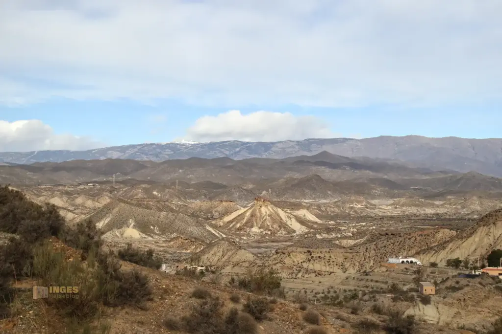 In der Wüste von Tabernas in Andalusien 9 ausblick von der burg von tabernas auf die wueste tabernas 2697