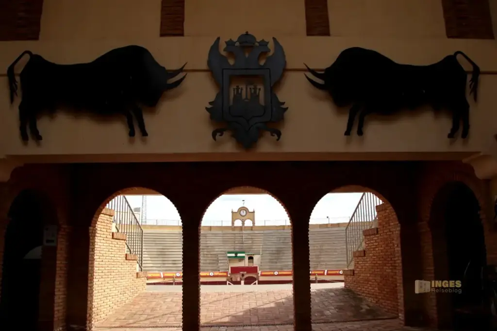 stierkampfarena innenansicht in vera andalusien 3027