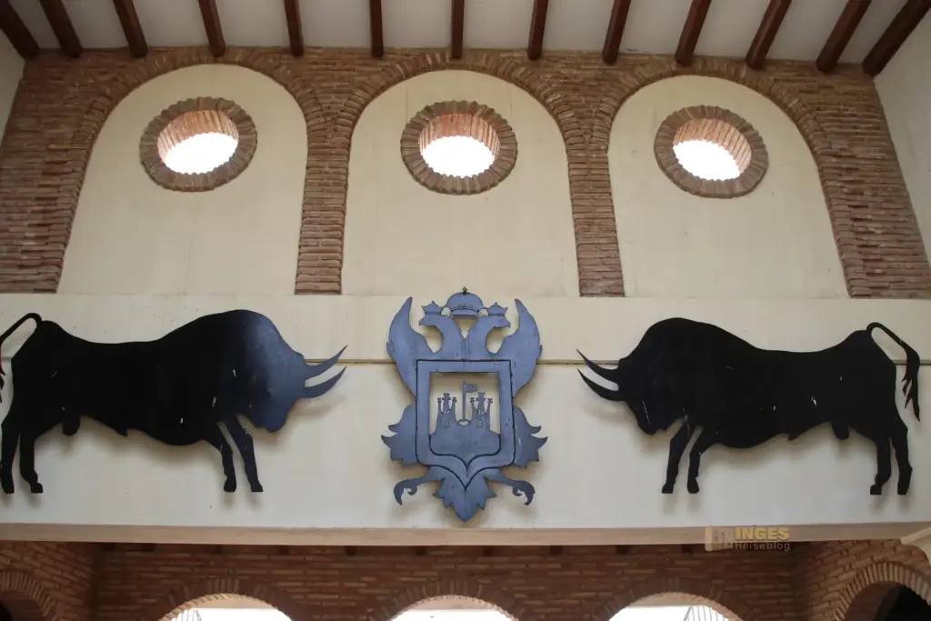 stierkampfarena innenansicht in vera andalusien 3030