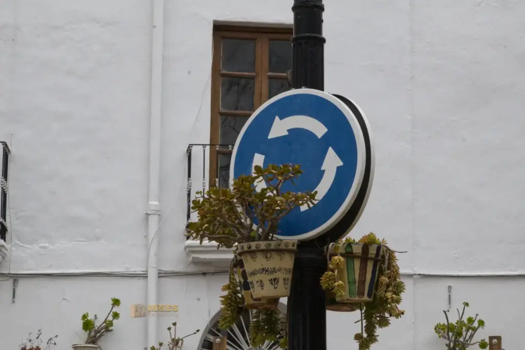 in den gassen von nijar andalusien 2310