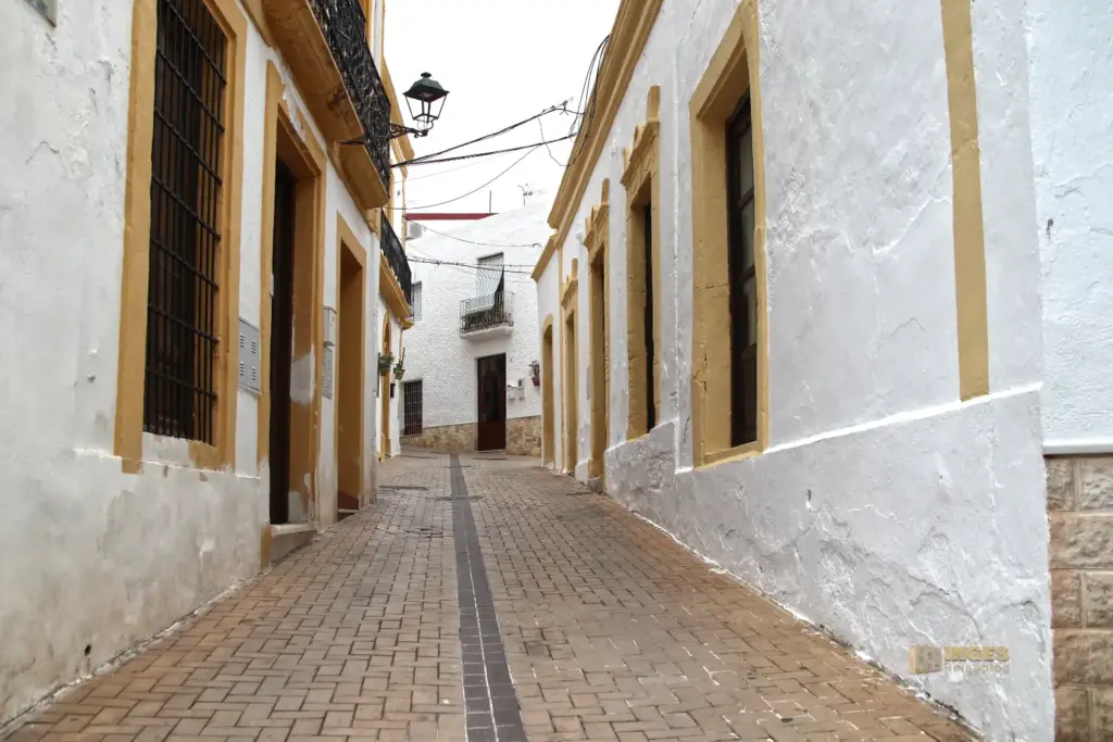 in den gassen von nijar andalusien 4775