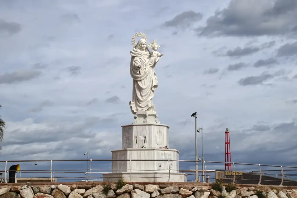 monumento a la virgen del carmen garrucha 4533