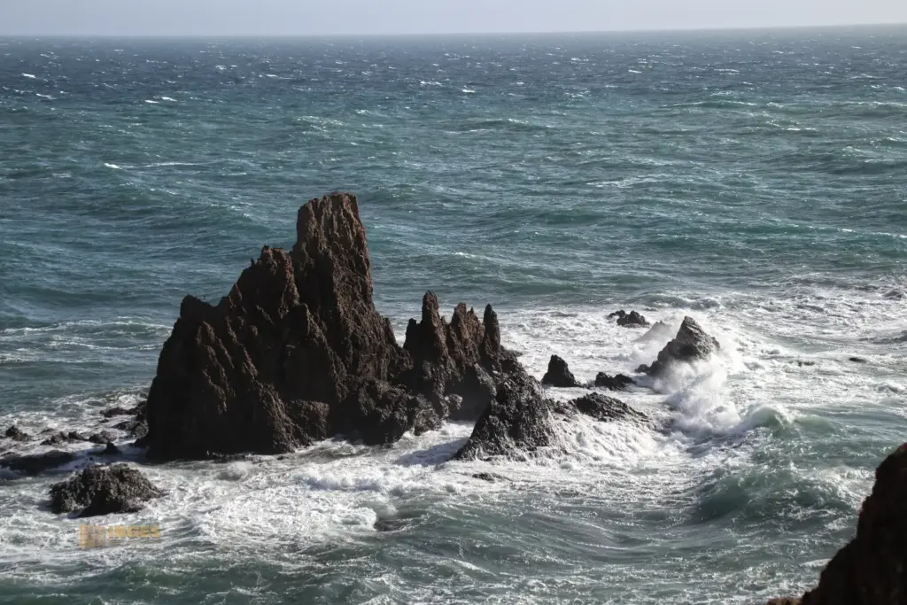sirenas riff am leuchtturm cabo de gata 3985