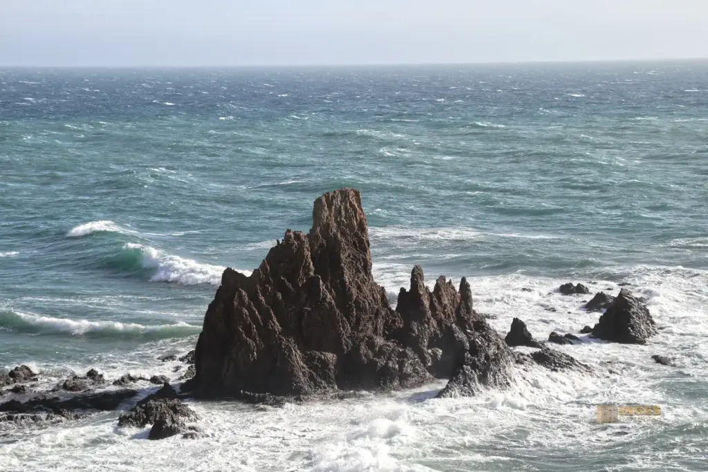 sirenas riff am leuchtturm cabo de gata 3997